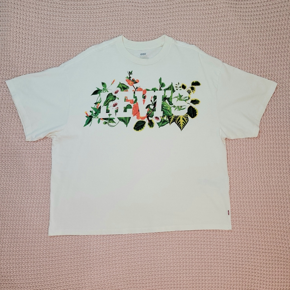 Levi's Women's Graphic Short Stack Tee
